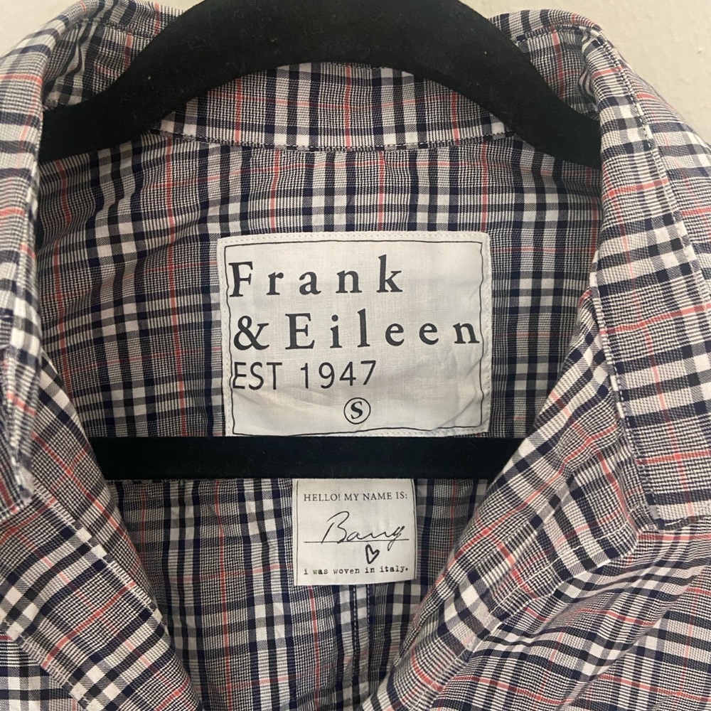 Frank & Eileen Blouse Barry Button Down in Plaid Black Grey Red - Picture 5 of 6